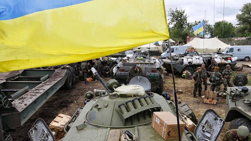 Украинские военные на Донбассе