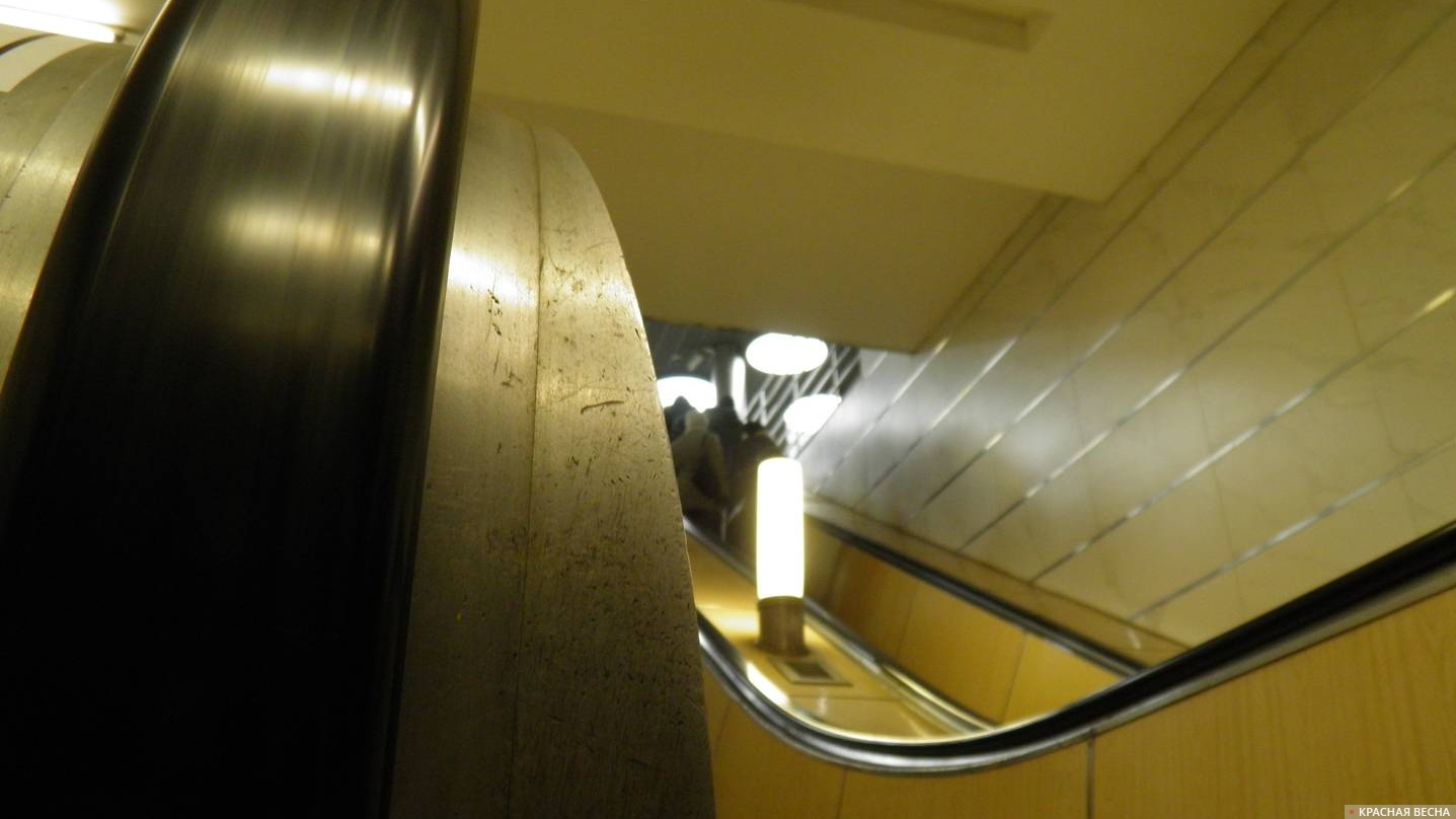 Эскалатор (архив)