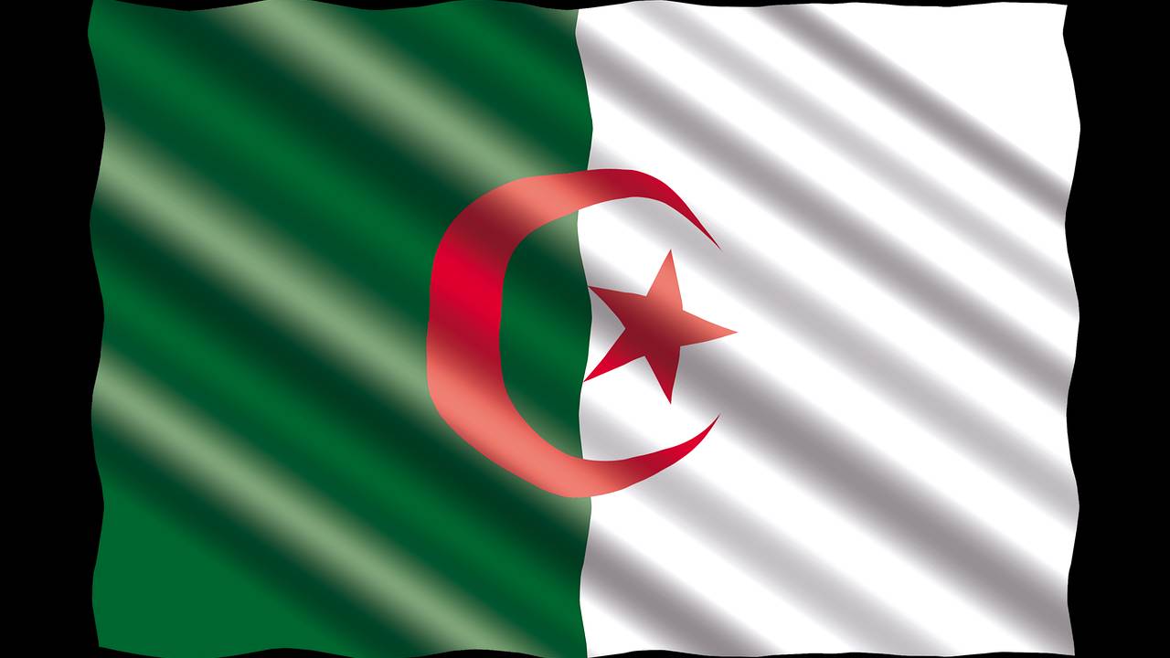 Алжир, флаг