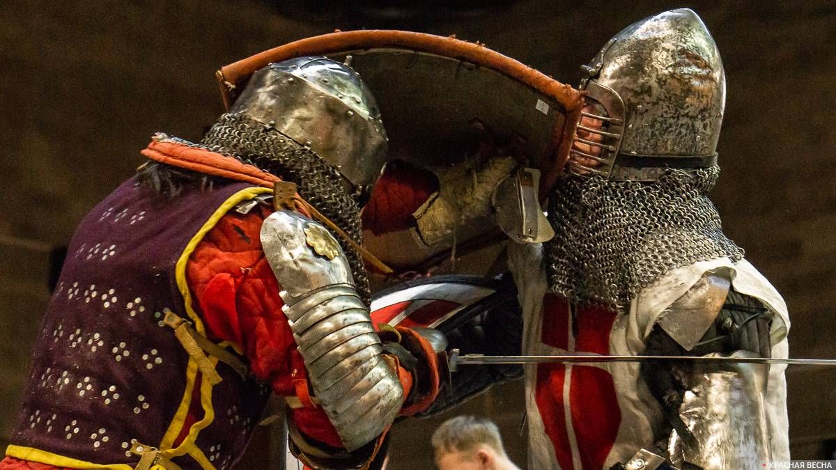 Исторический средневековый бой