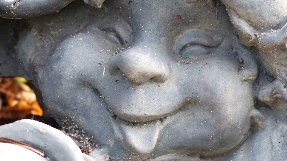 Ухмыляющийся гном