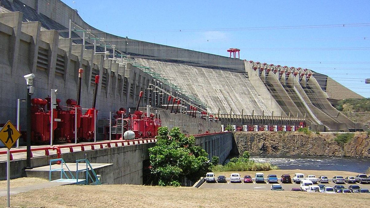 ГЭС имени Симона Боливара на реке Гури. Венесуэла