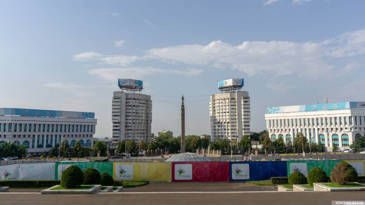 Площадь Республики. Алматы