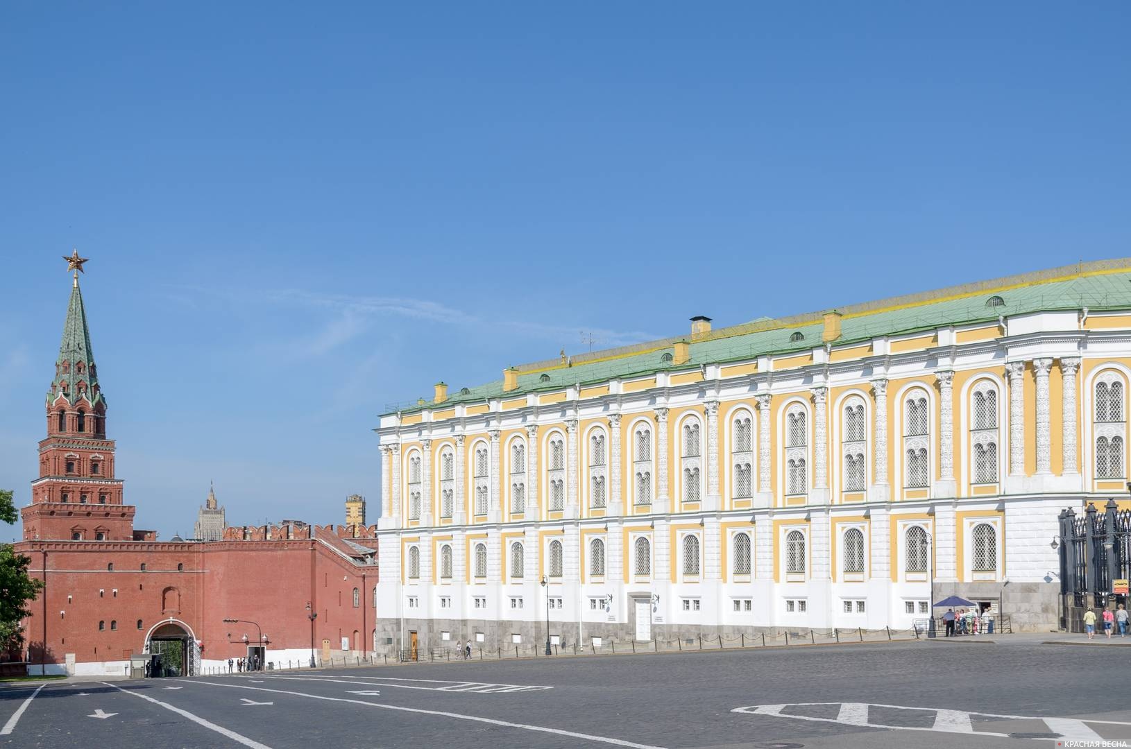 Боровицкая башня и Оружейная палата, Кремль, Москва