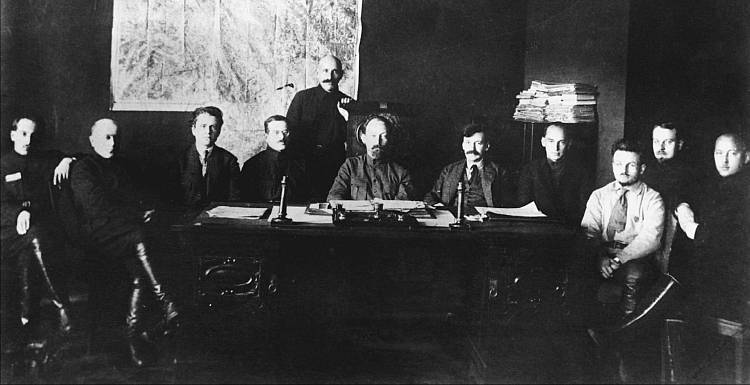 Заседание Коллегии ОГПУ, 1922 г. На фото 9-й — Артузов А.Х.