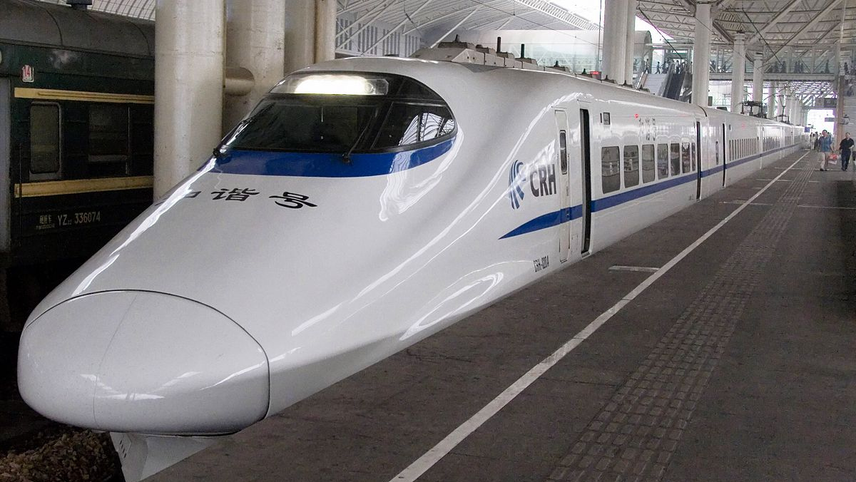 Скоростной китайский поезд