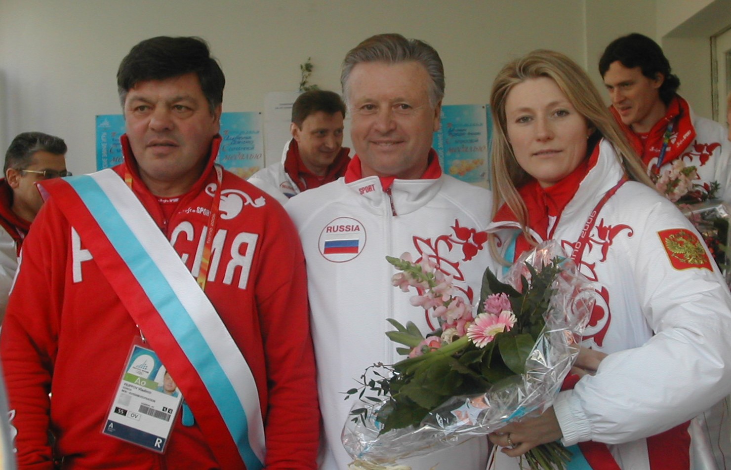Леонид Тягачев (в центре)