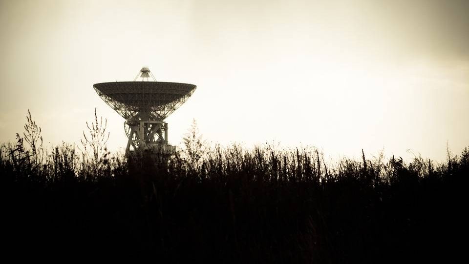 Астрономическая радио антенна