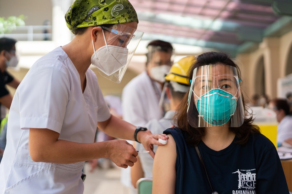 Вакцинация в Филиппинах