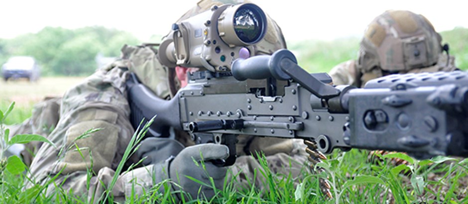 Прицельная система FWS-CS, установленная на ручной пулемет 7,62 мм