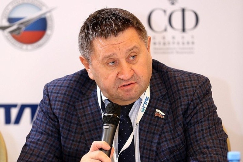 Сенатор Михаил Пономарев