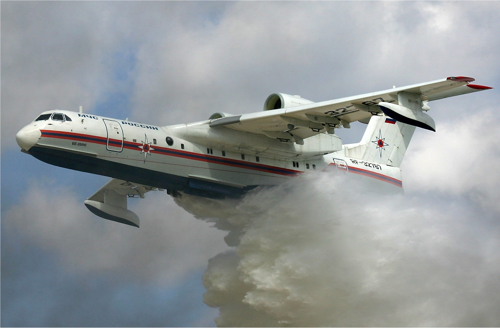 В Якутии задействовали пять воздушных судов для тушения лесных пожаров