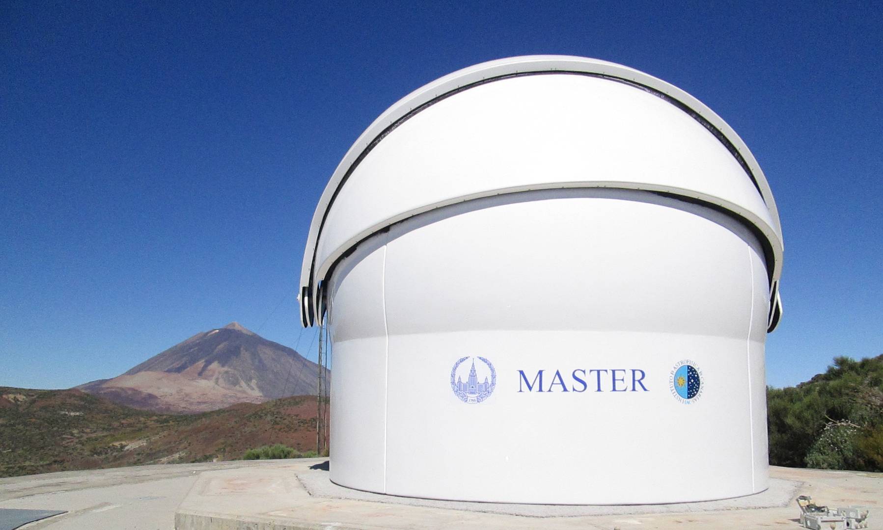 Робот-телескоп МАСТЕР на Канарских островах