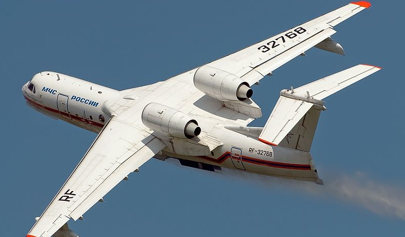Самолет-амфибия Бе-200 МЧС России