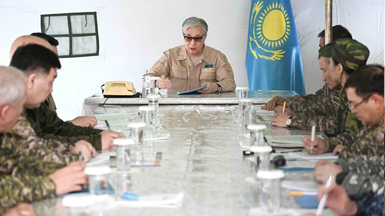 Президент Казахстана Касым-Жомарт Токаев на заседании оперативного штаба в Абайской области