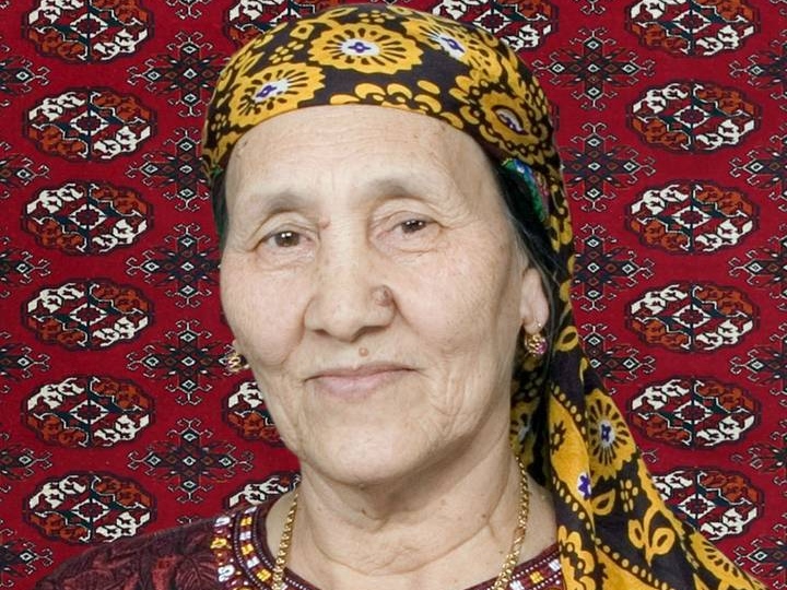 Умерла мать экс-президента Туркмении Огулабад-эдже