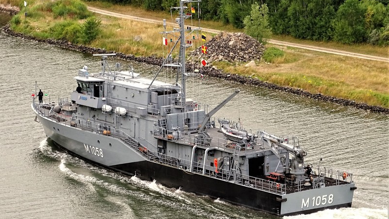 Судно ВМС ФРГ FGS Fulda