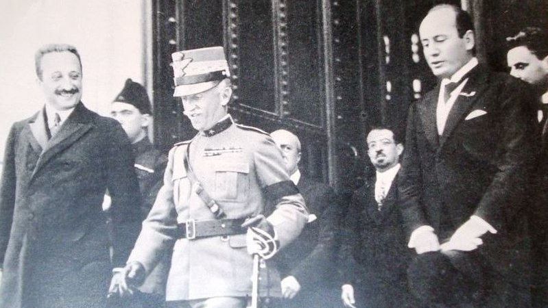 Виктор Эммануил III и Бенито Муссолини