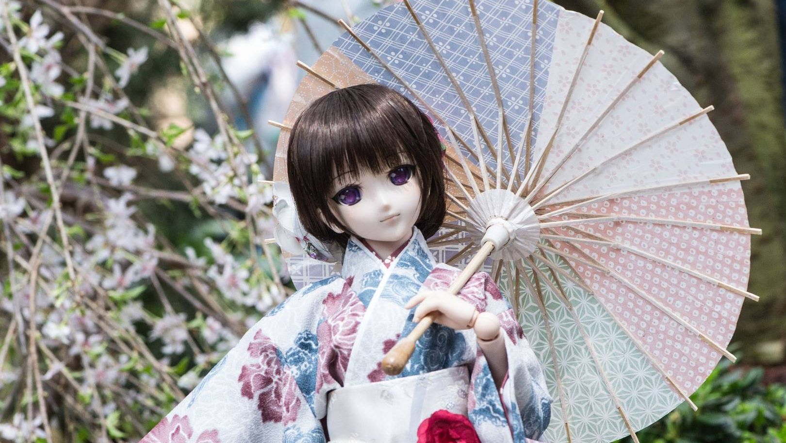 Кукла в традиционной японской одежде