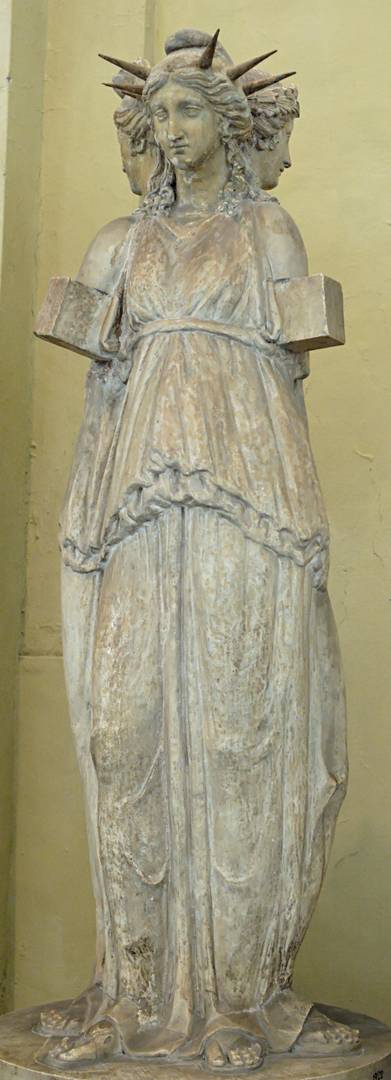 Статуя Гекаты