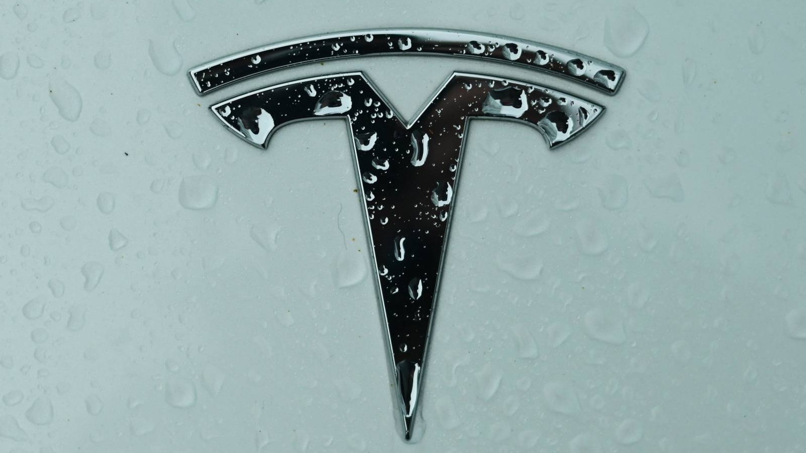 Tesla (Тесла)