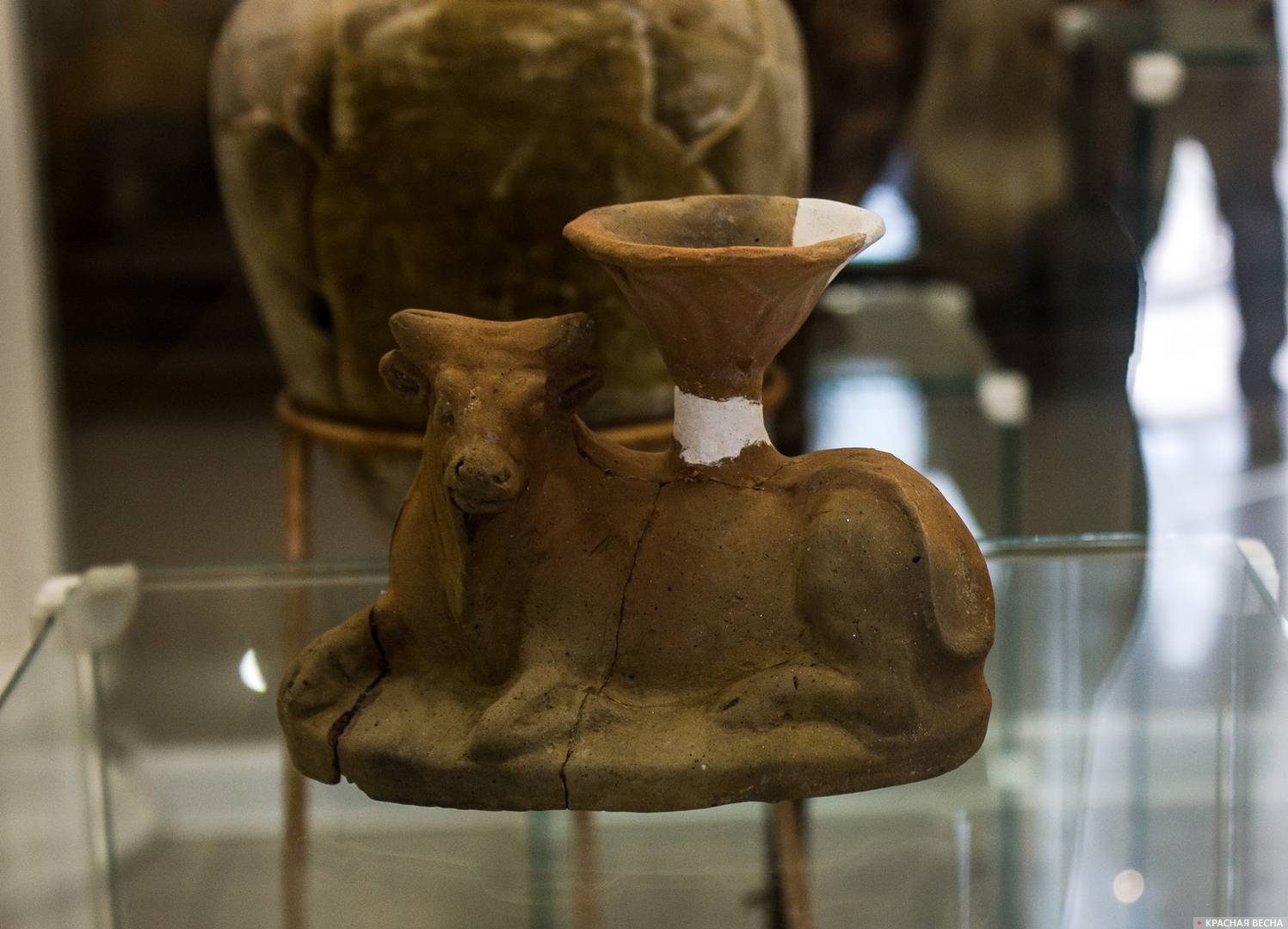 Курильница в виде фигуры быка. Музей Горгиппия