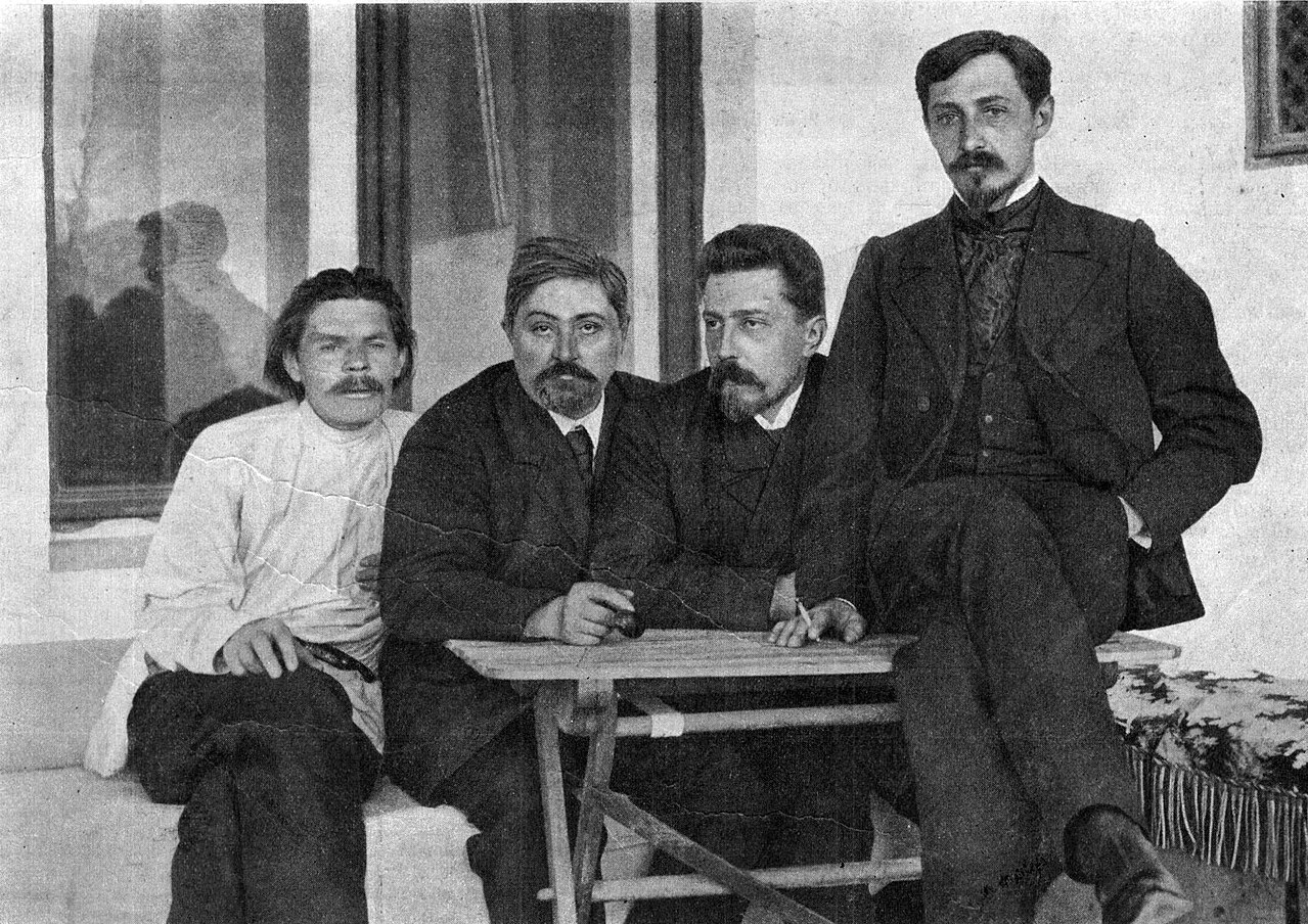 М. Горький, Д. Н. Мамин-Сибиряк, Н. Д. Телешов и И. А. Бунин. Ялта, 1902