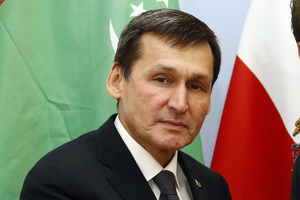 Глава МИД Туркмении принял копии верительных грамот у посла Азербайджана