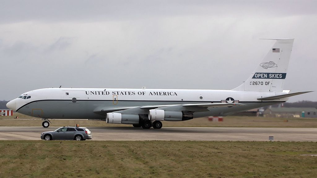 Самолет США для наблюдательных полетов в рамках договора