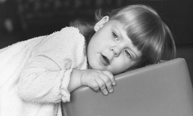 Луиза Браун, первый человек, зачатый в результате экстракорпорального оплодотворения, 1980 год.