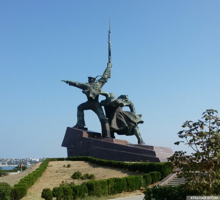 Крым монумент Солдат и Матрос