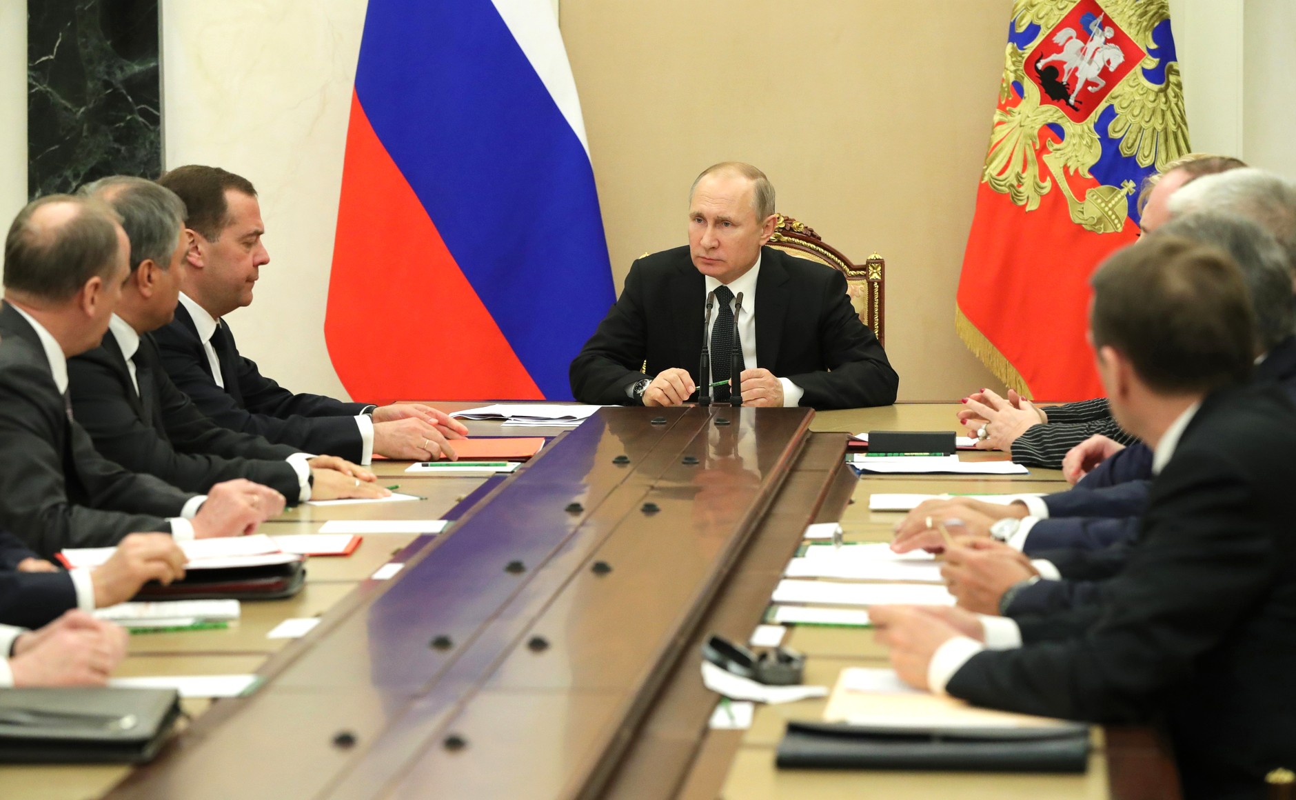 Президент России В. Путин проводит совещание с постоянными членами Совета Безопасности России. 2018