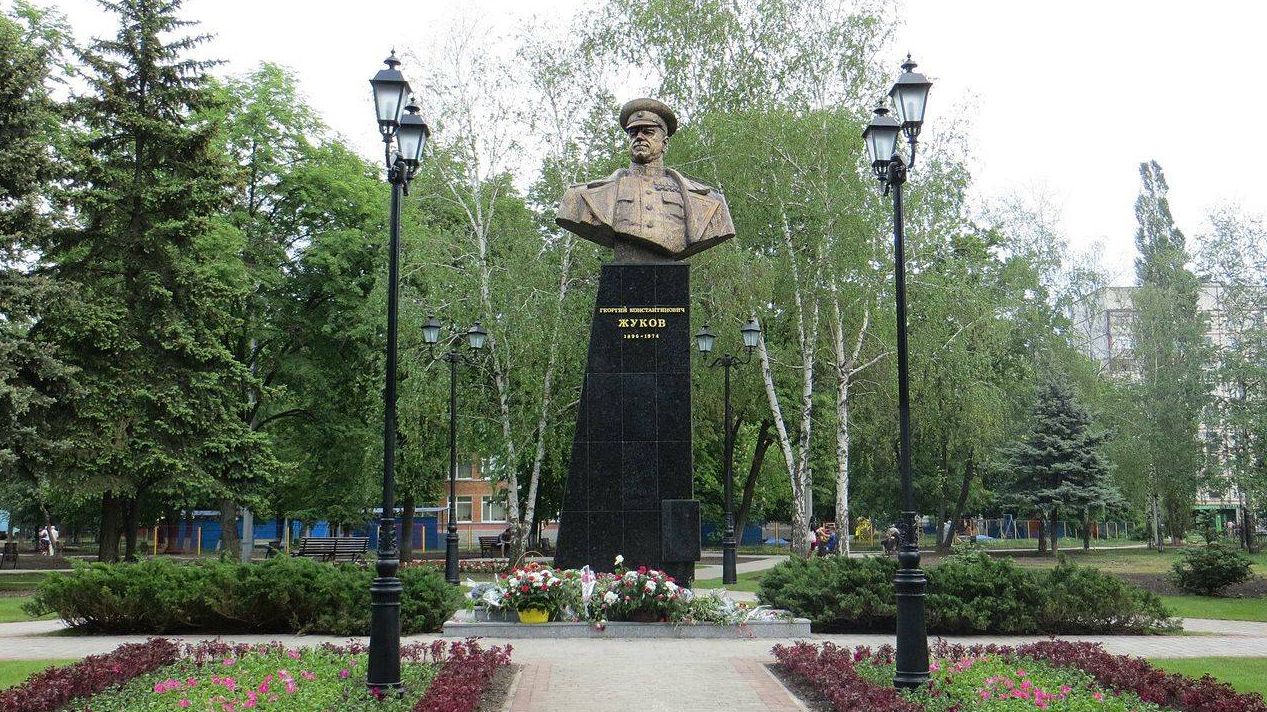 Памятник маршалу Жукову, Харьков