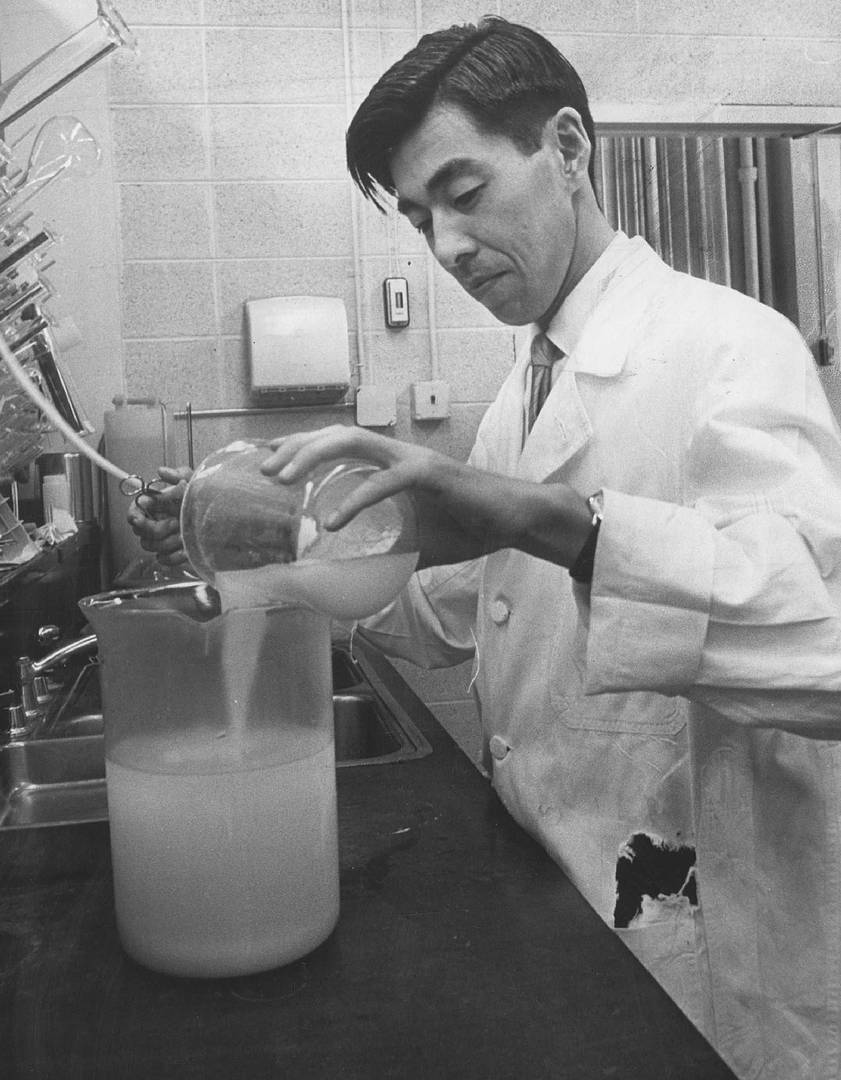 Кимисигэ Исидзака. 1966