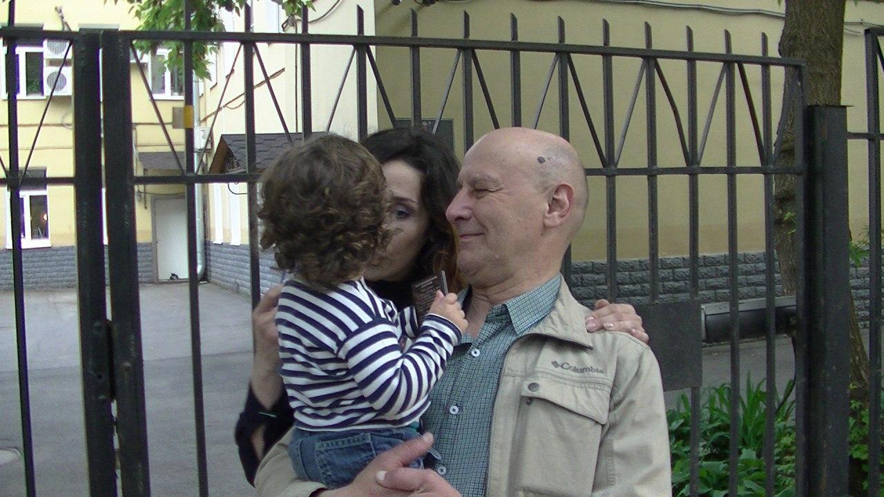 Семье Цукановых вернули из приюта ребенка, отобранного ранее по ложному доносу соседей