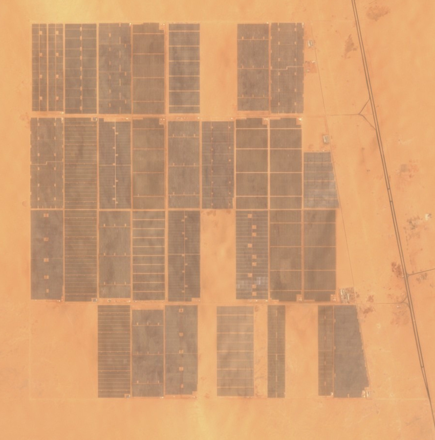 Поля солнечных батарей Benban Solar Park