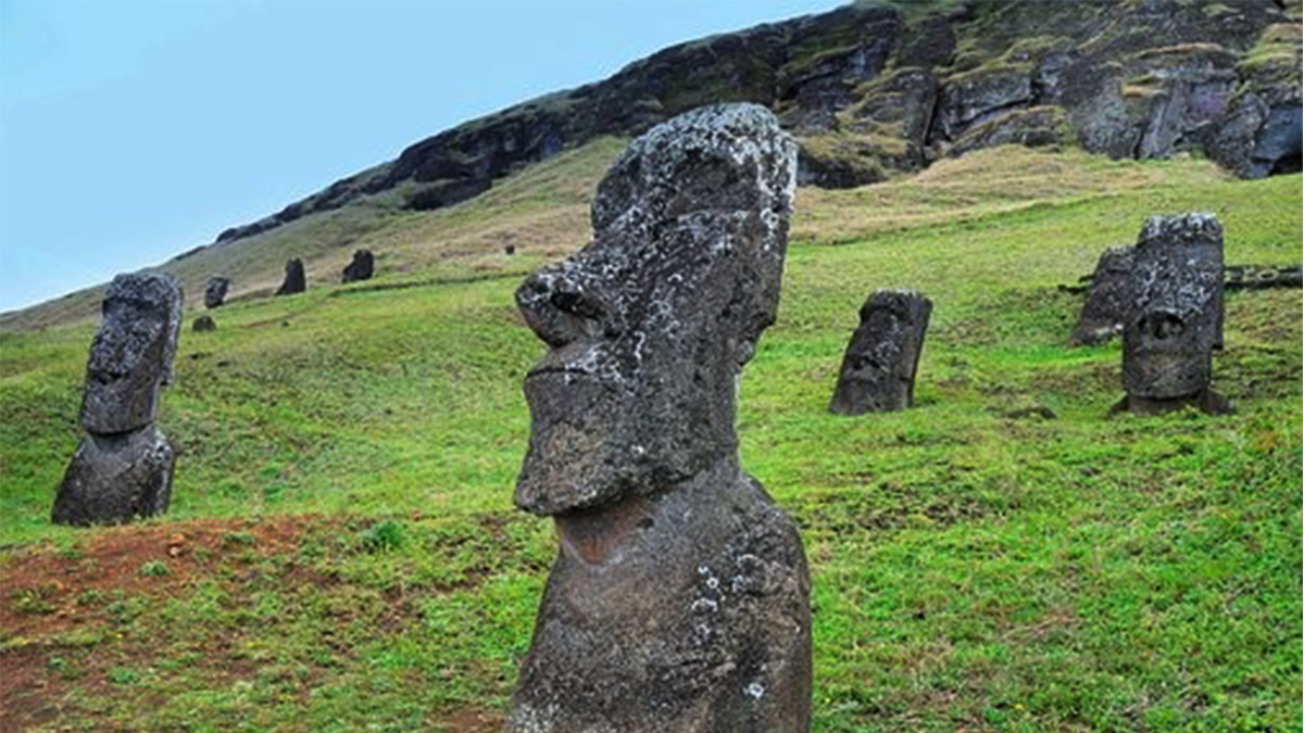 Статуи моаи. Остров Пасхи