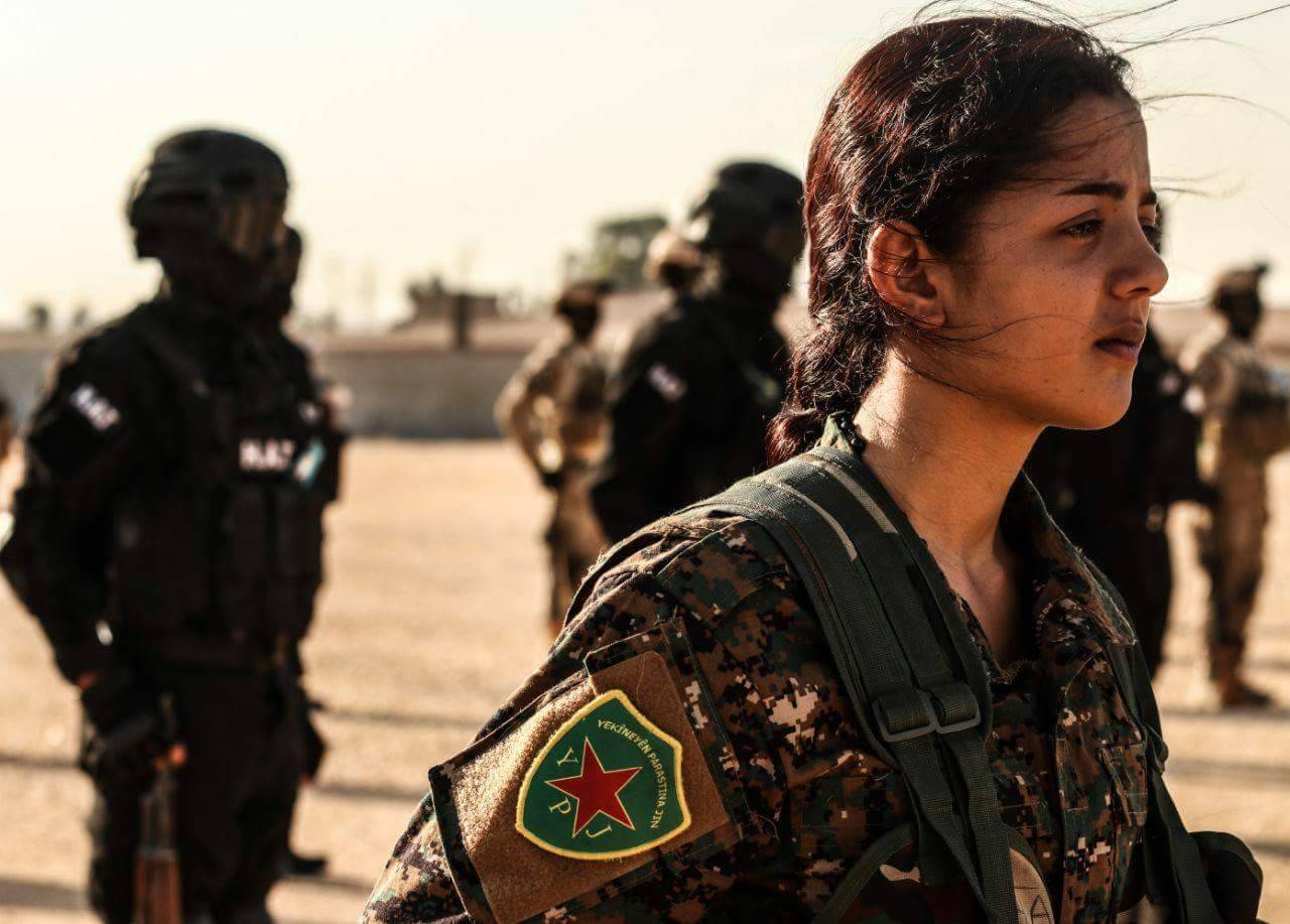 Курд алей. YPG Рожава. Курды Сирии YPJ. YPG-YPJ. Курдская Анджелина Джоли.