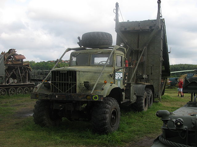 Мостоукладчик тяжёлого механизированного моста