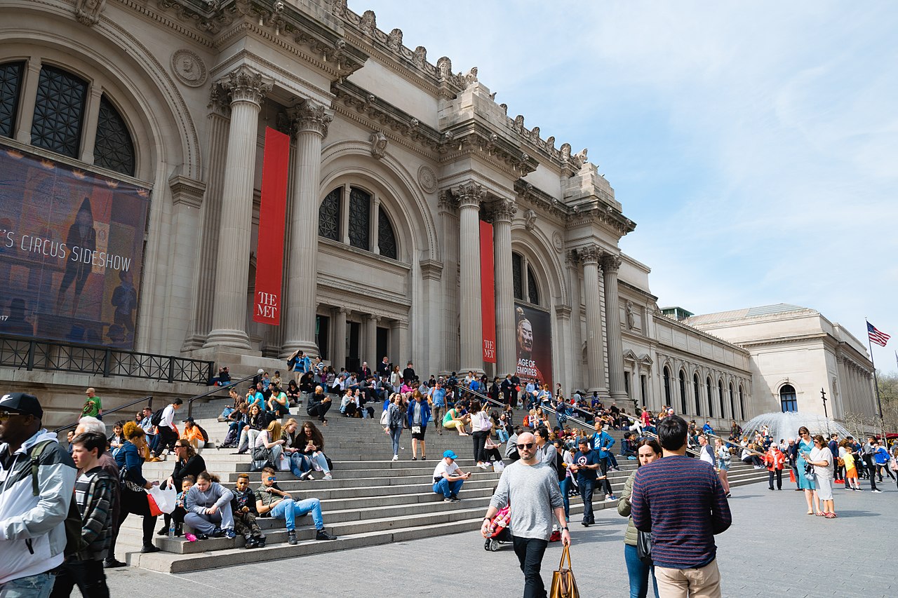 Метрополитен-музее в Нью-Йорке