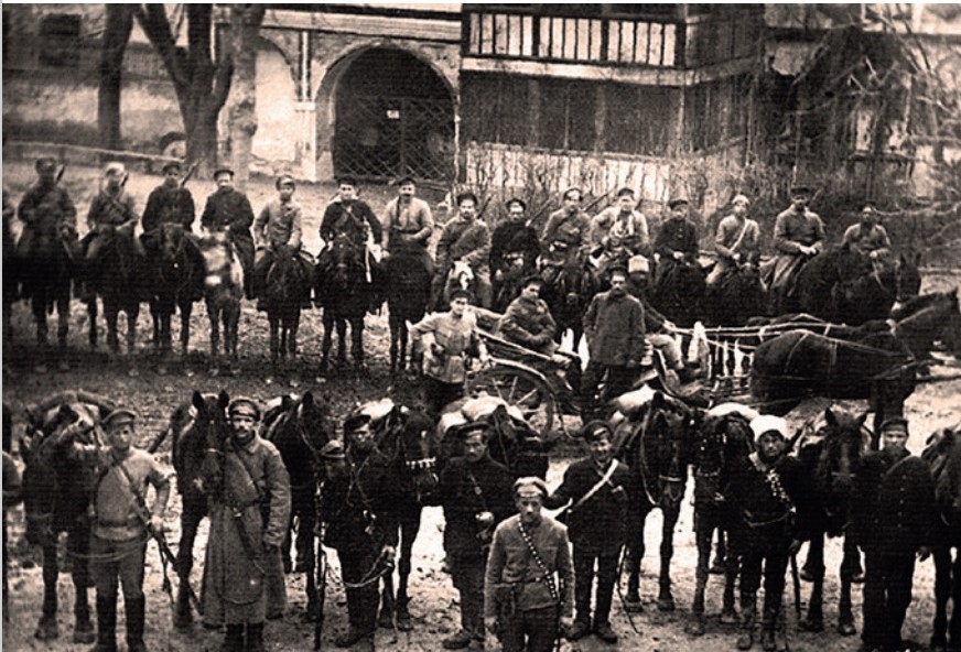 Вступление отряда Красной гвардии в Бахчисарай. 1918