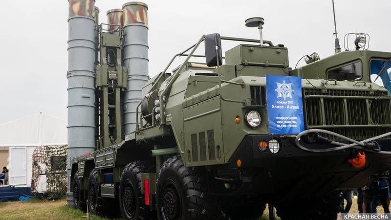 Пусковая установка ЗРС С-400 Триумф