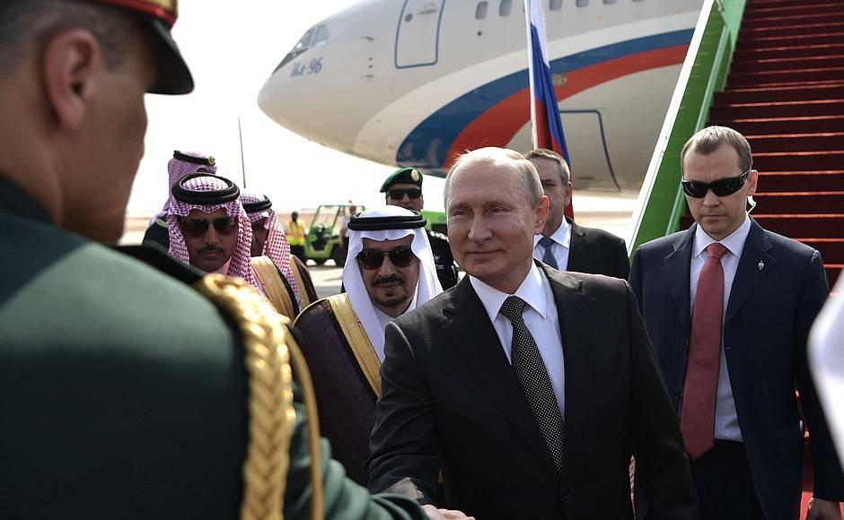 Прибытие Владимира Путина с государственным визитом в Саудовскую Аравию
