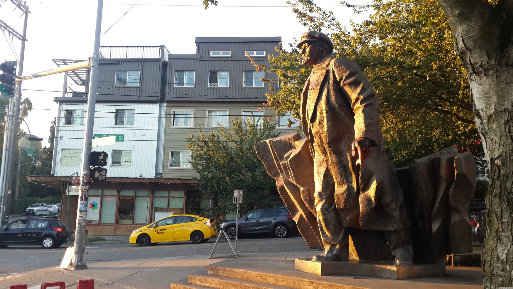 Памятник Ленину. Сиэтл