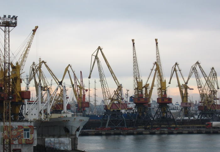 Краны в порту Одессы