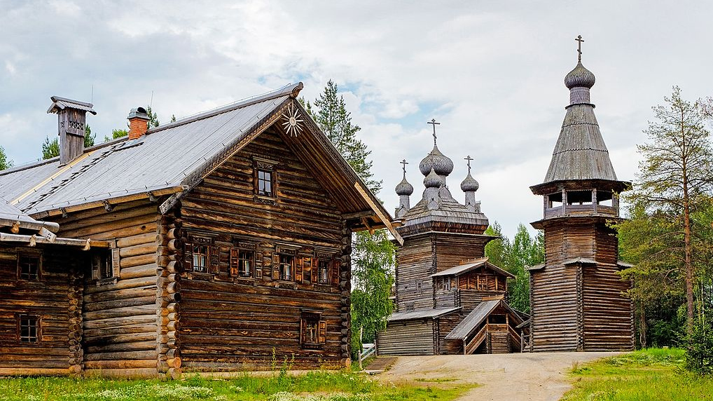 Малые Корелы — государственный музей деревянного зодчества и народного искусства северных районов России