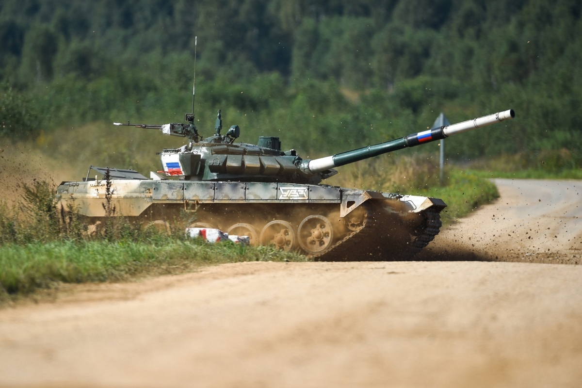 Росссийские танкисты на «Танковом биатлоне»