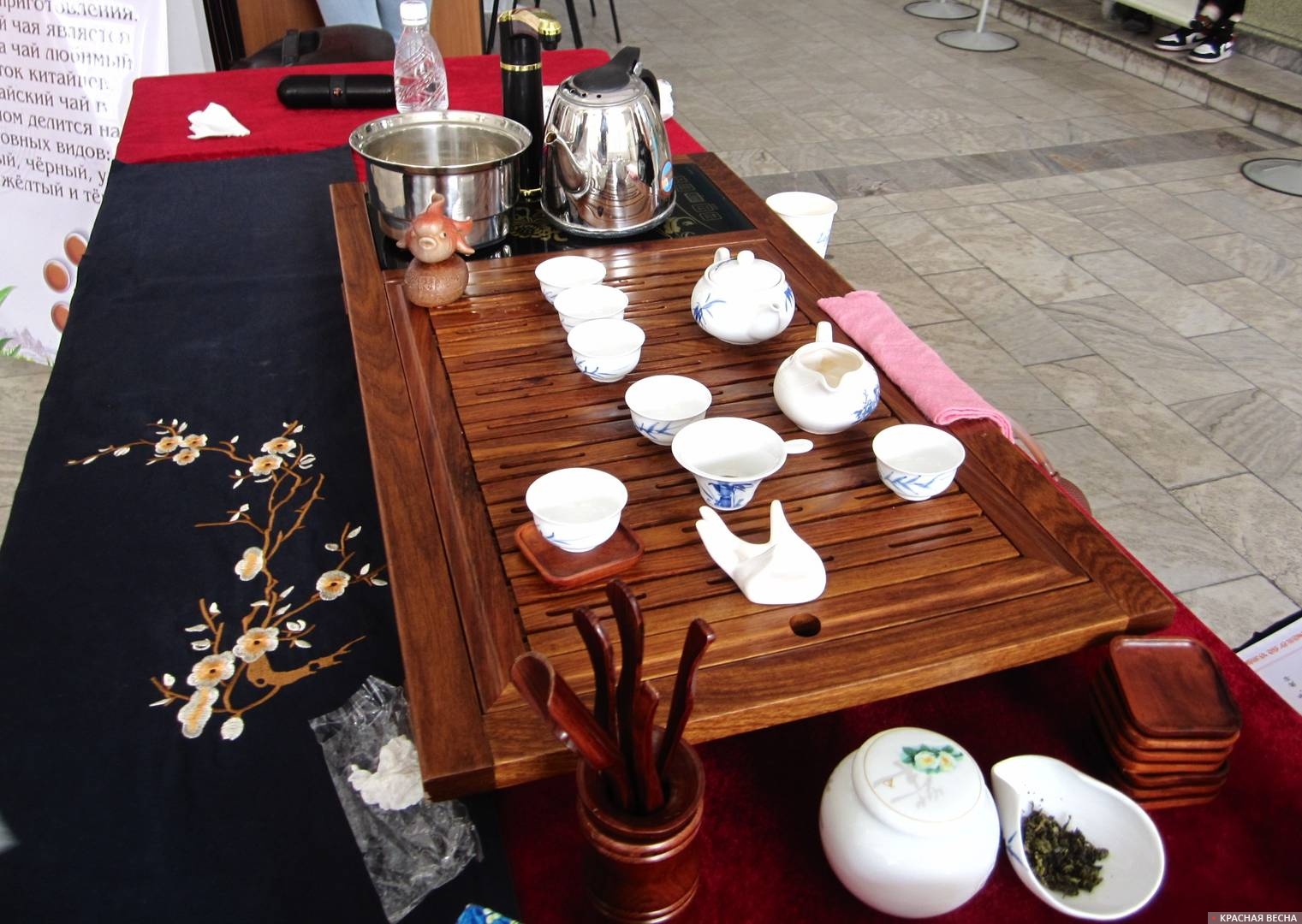 Посуда для китайского чаепития. Бишкек, Киргизия