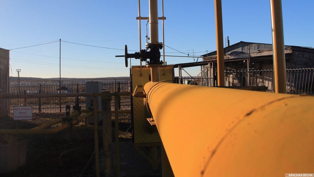 Газ. Газовые трубы. Вентиль