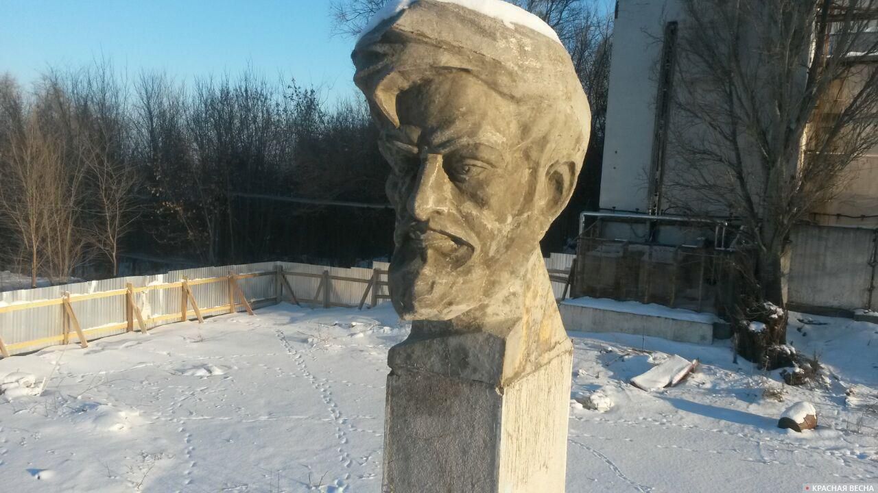 Памятник Александру Масленникову в Самаре